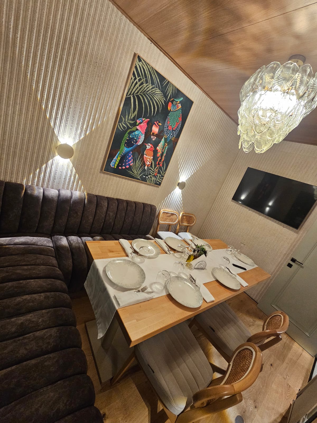 Dhoma Private BlueFin